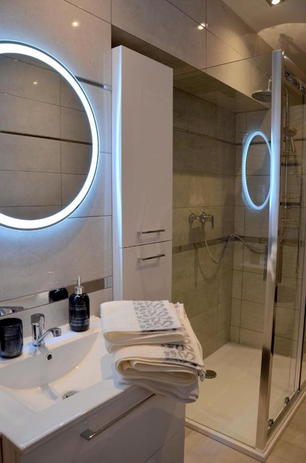 Apartament Deluxe 1 Освенцим Экстерьер фото